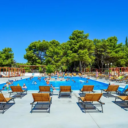 Luxury Mobile Homes - *