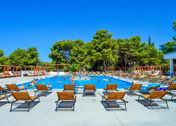 Luxury Mobile Homes - *